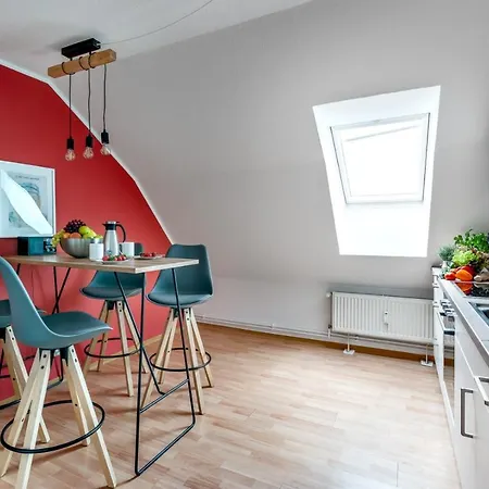 Madame Flens - Komfortable Mit 3 Schlafzimmern Im 3 Og Apartman *